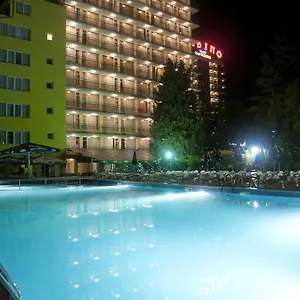 Hotel Varshava **
